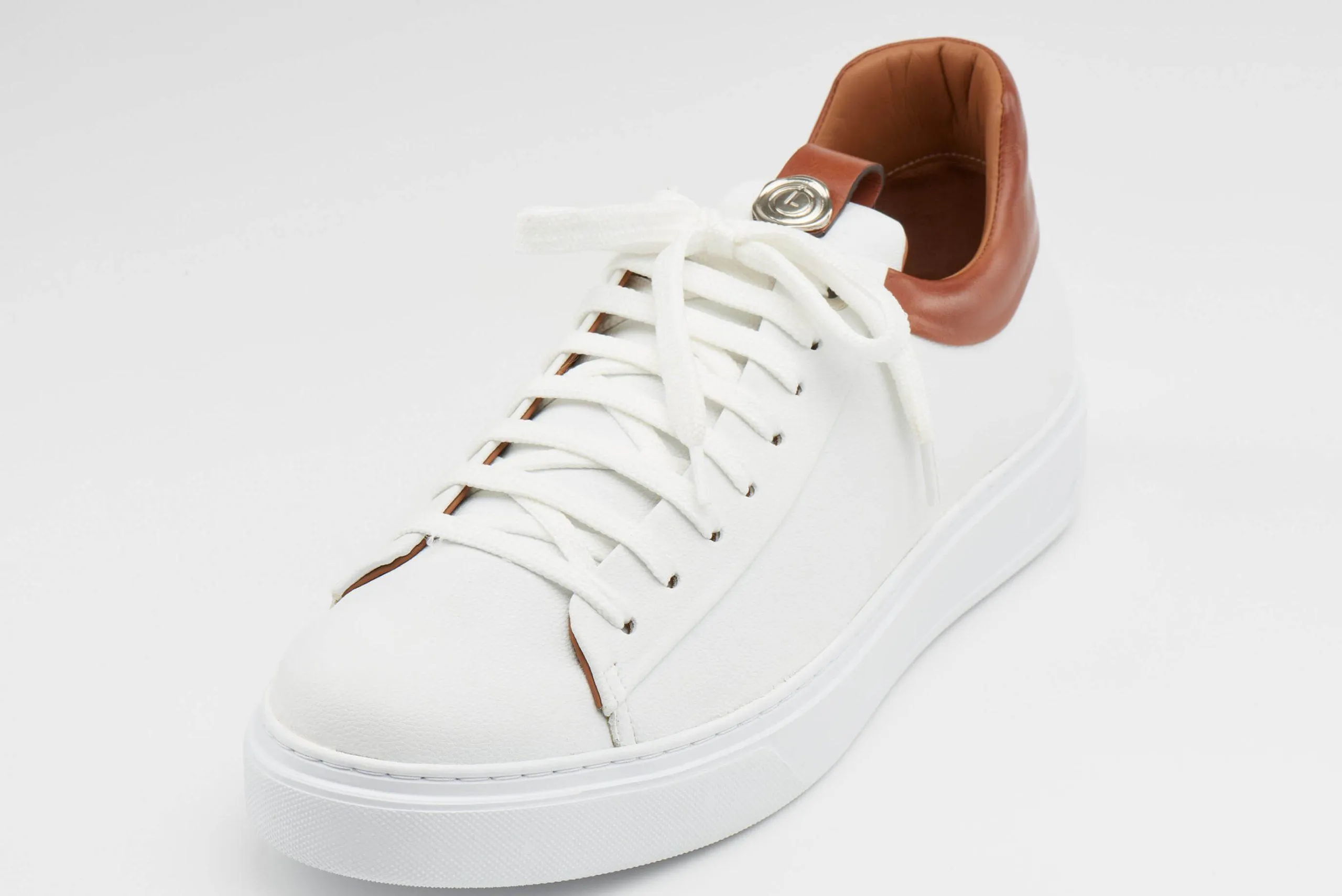 Barista white