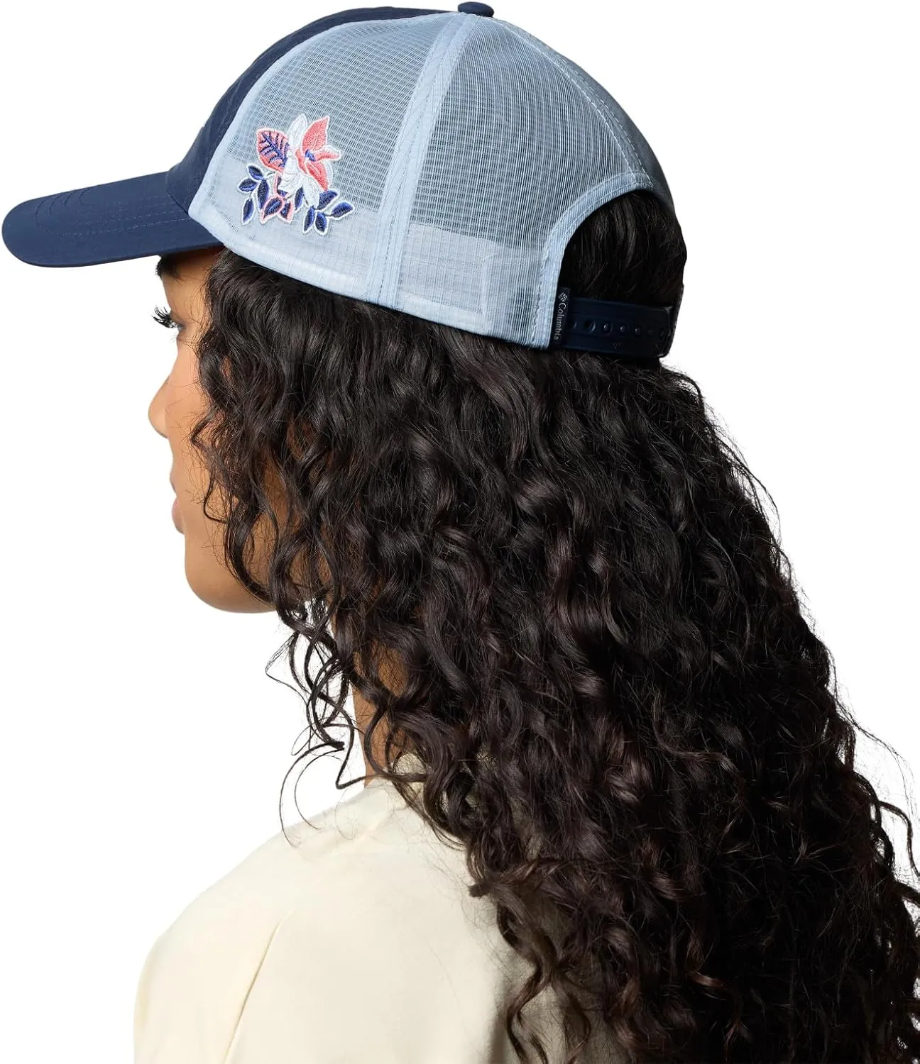 Columbia Women's Wells Ridge Trucker Snap Back
